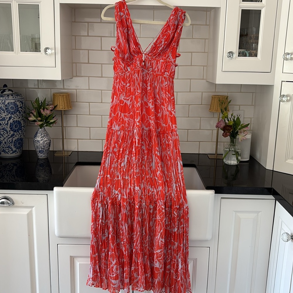 NWT Revolve-Astr chiffon gown - Picture 4 of 15
